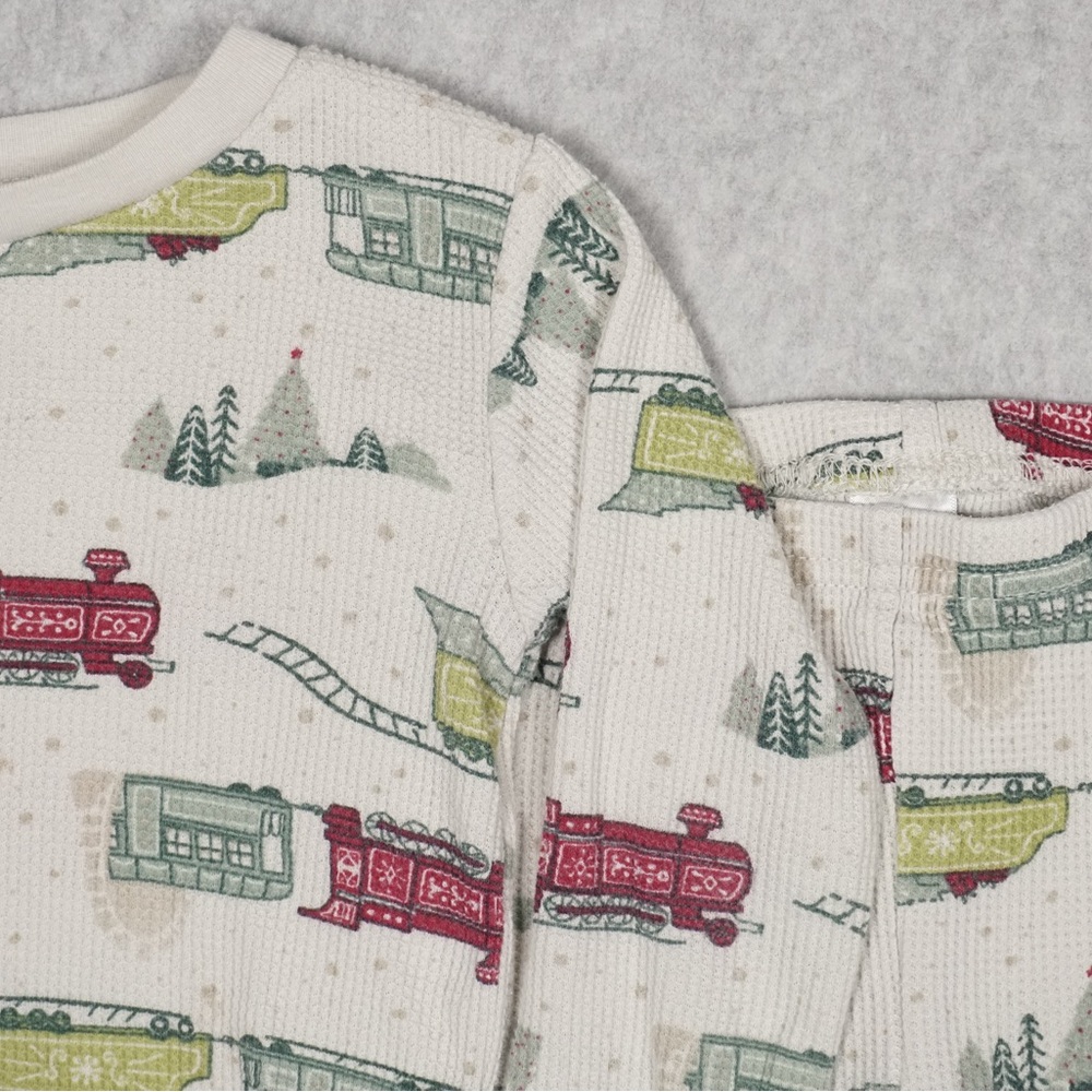 Carter’s Pajama Set Bundle - Picture 6 of 7
